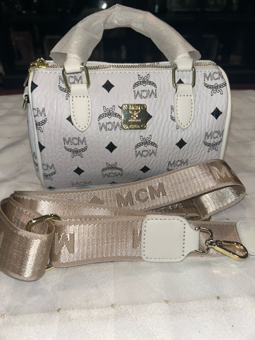 🖤HAND BAG 🖤 - Picture 2 of 7